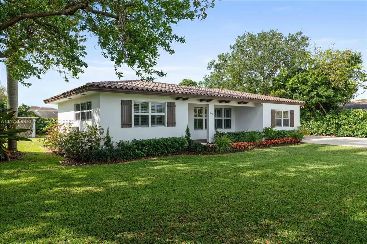 Photo 2 at 330 CENTER Street, Jupiter