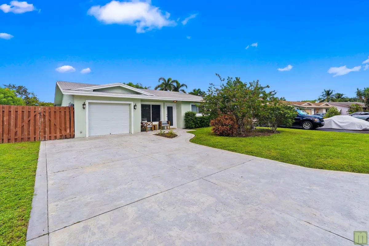 02 front2 at 3161 NW 65TH Drive, Fort Lauderdale