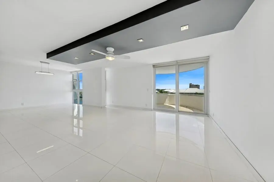 Living Room at 2200 S Ocean Boulevard 606, Delray Beach
