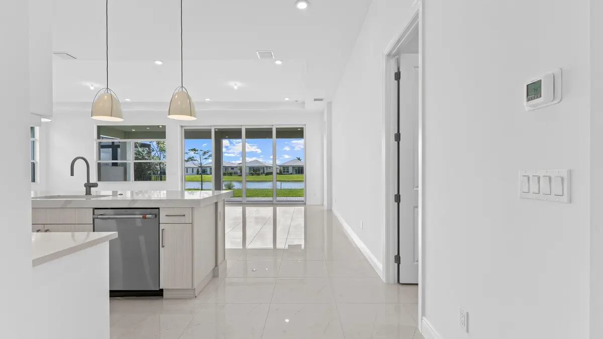 Kitchen at 5362 Saint Armands Way, Westlake