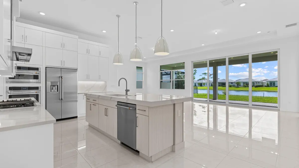 Kitchen at 5362 Saint Armands Way, Westlake