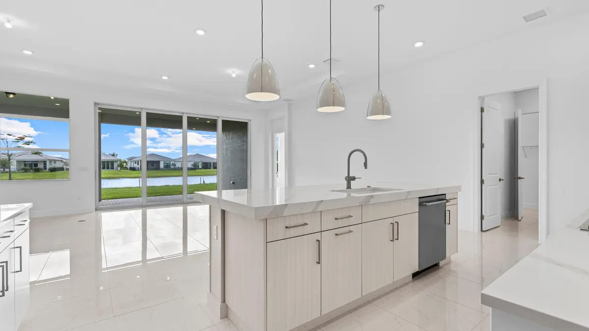Kitchen at 5362 Saint Armands Way, Westlake