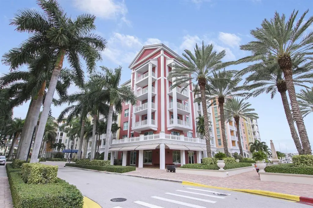 M9 at 806 E WINDWARD Way 305, Lantana