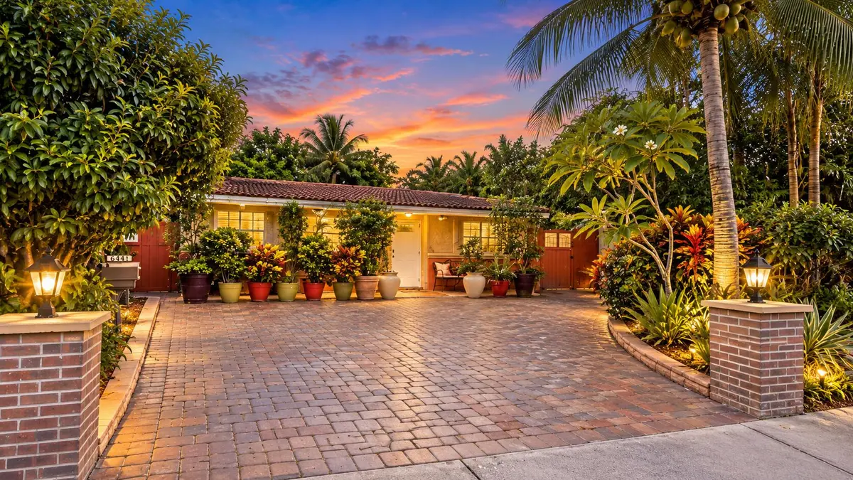 A28701F1-8B0E-43B0-A8A8-EF42B0D6A096 at 6441 NW 29TH Court, Sunrise