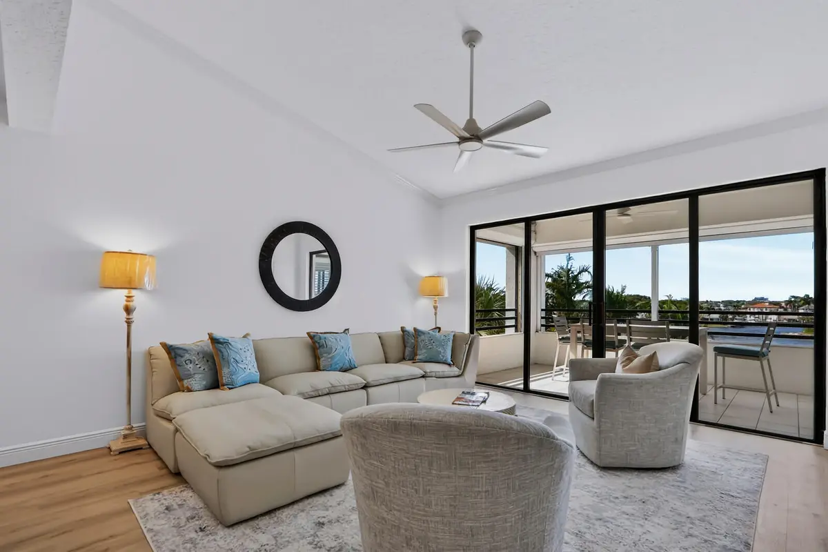 17_IMG_6575_mls at 944 OAK HARBOUR Drive, Juno Beach