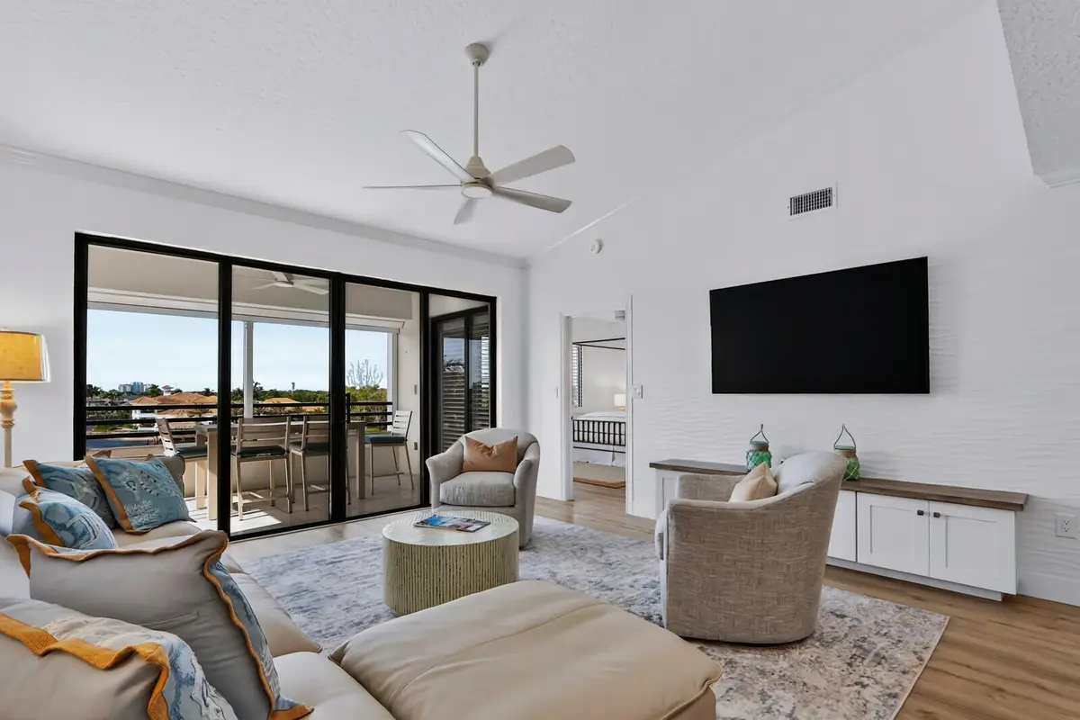 19_IMG_6596_mls at 944 OAK HARBOUR Drive, Juno Beach