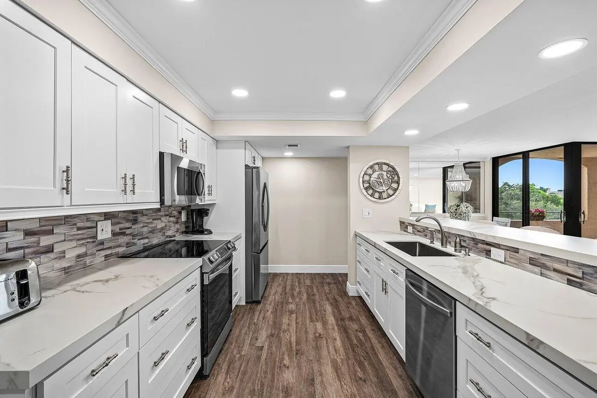 Kitchen at 2255 LINDELL Boulevard 4505, Delray Beach