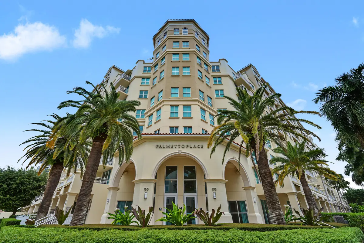 Palmetto Place | Main Entrance & Palm-Li at 99 SE Mizner Boulevard 602, Boca Raton