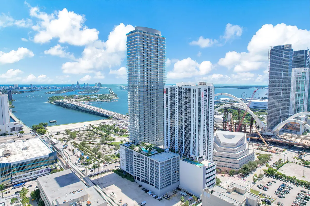 86-web-or-mls-DJI_0033 at 1400 BISCAYNE Boulevard 3406, Miami