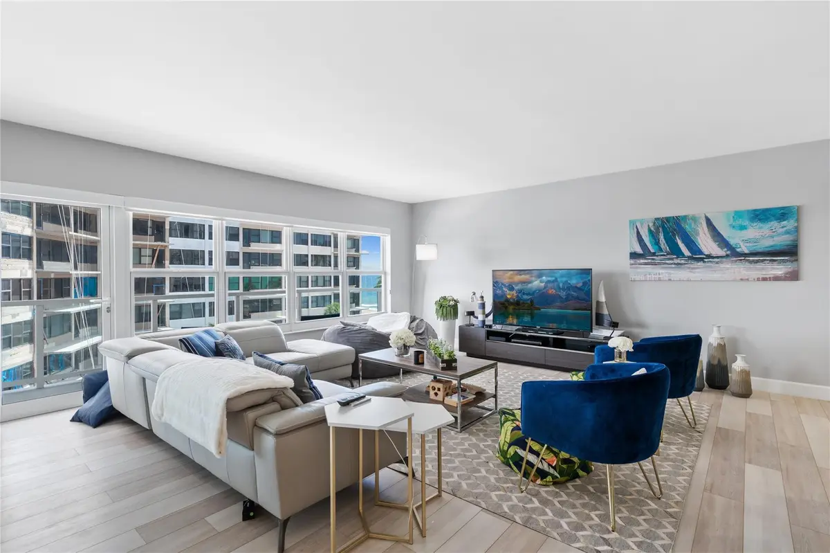 Living room at 3750 GALT OCEAN Drive 410, Fort Lauderdale