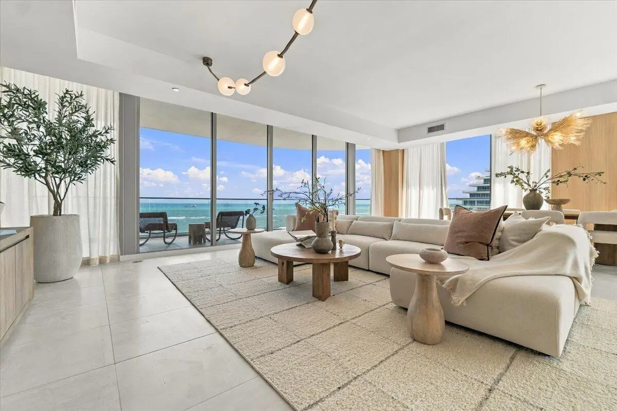 072-DSC00515 at 153 N Seabreeze Blvd 1602, Fort Lauderdale