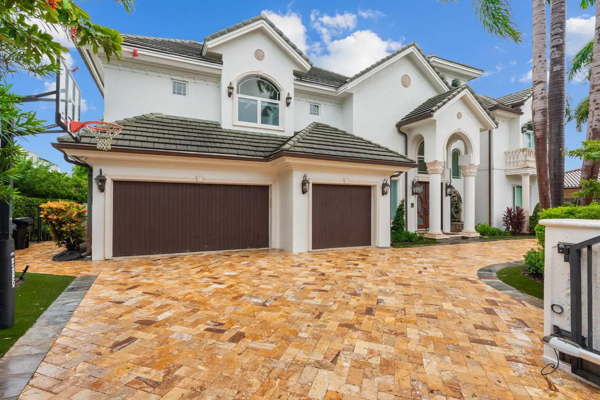 1-web-or-mls-2200 Intracoastal Dr Fort L at 2200 INTRACOASTAL Drive, Fort Lauderdale