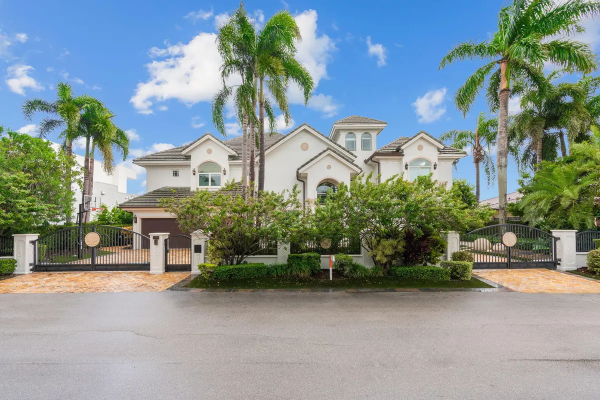 2-web-or-mls-2200 Intracoastal Dr Fort L at 2200 INTRACOASTAL Drive, Fort Lauderdale