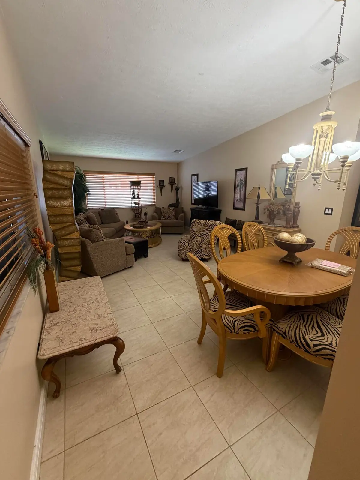 IMG_9781 at 705 SE 3rd Lane, Dania Beach