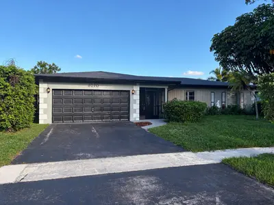 8270 NW 66TH Terrace, Tamarac – Single Family Residence for sale