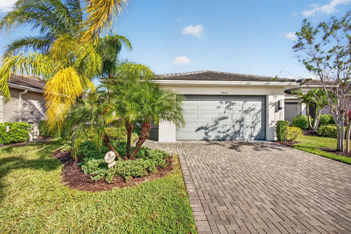 VALENCIA CAY-11864 SW WATERFORD ISLE WAY at 11864 SW WATERFORD ISLE Way, Port St. Lucie