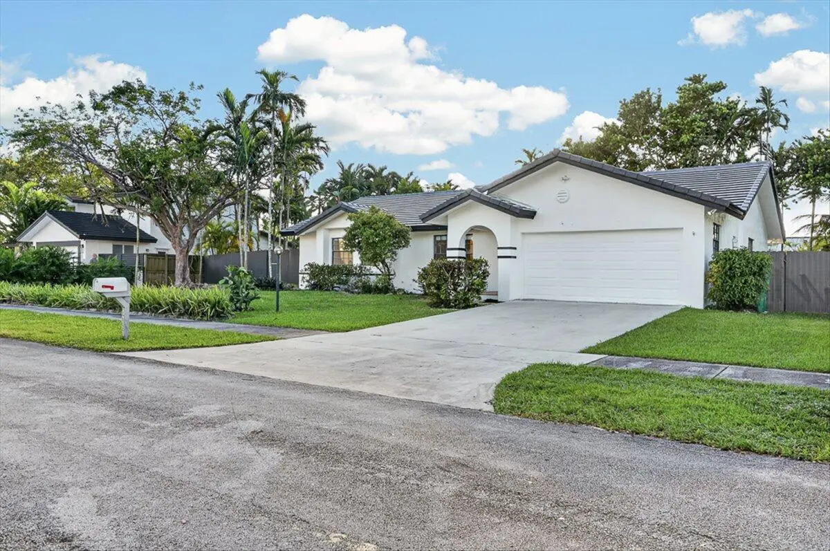 16020 SW 153rd Avenue, Miami, FL – photo 3