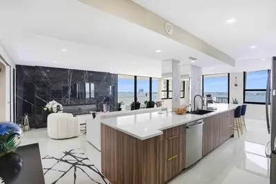 5480 N Ocean Drive Bphc, Singer Island – penthouse for sale