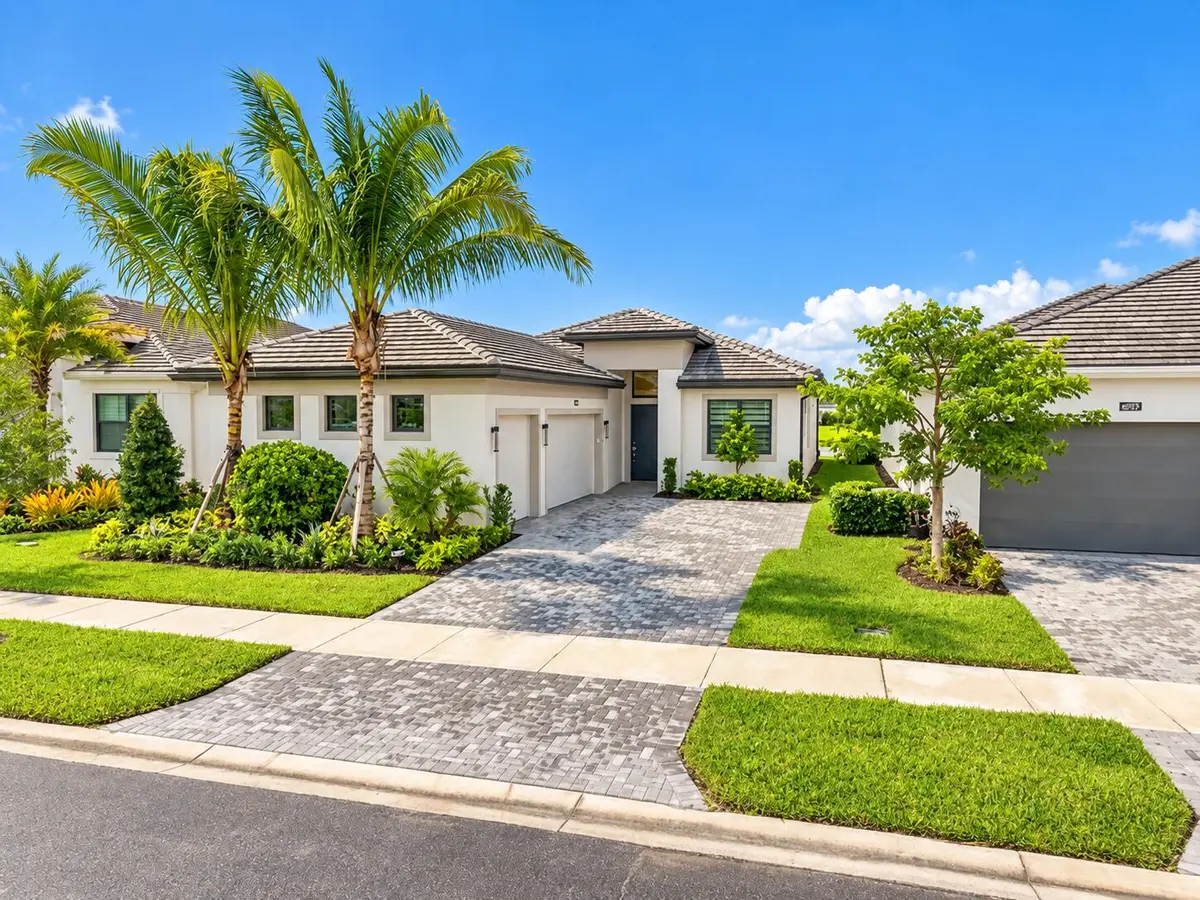 Lila Model Front at 4931 Rivo Alto Circle, Westlake