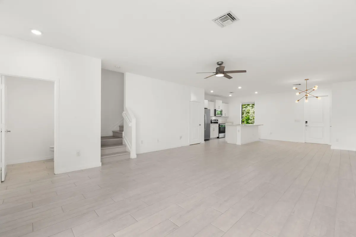 6-web-or-mls-529 NW 17th St, Fort Lauder at 529 NW 17TH Street, Fort Lauderdale