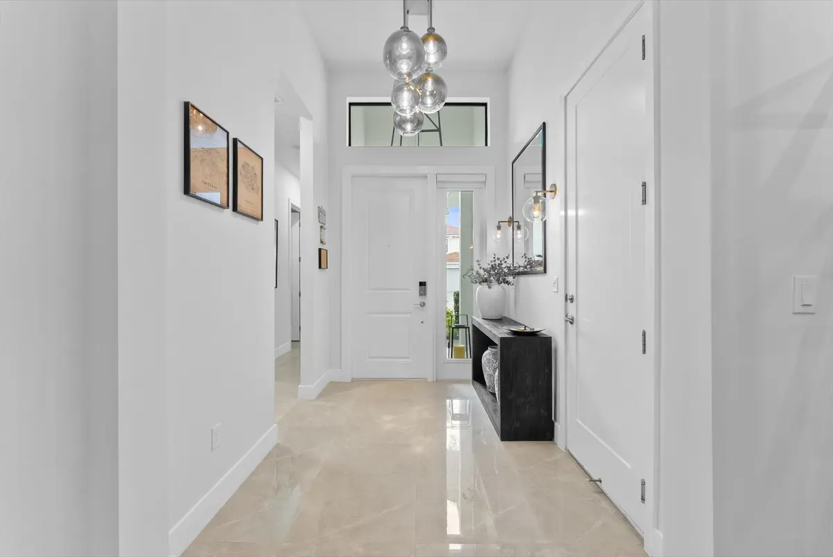 04-4 at 7332 Estero Drive, Lake Worth