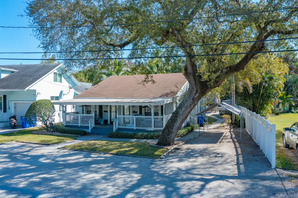 DJI_0413 at 202 SE 10th Street, Fort Lauderdale