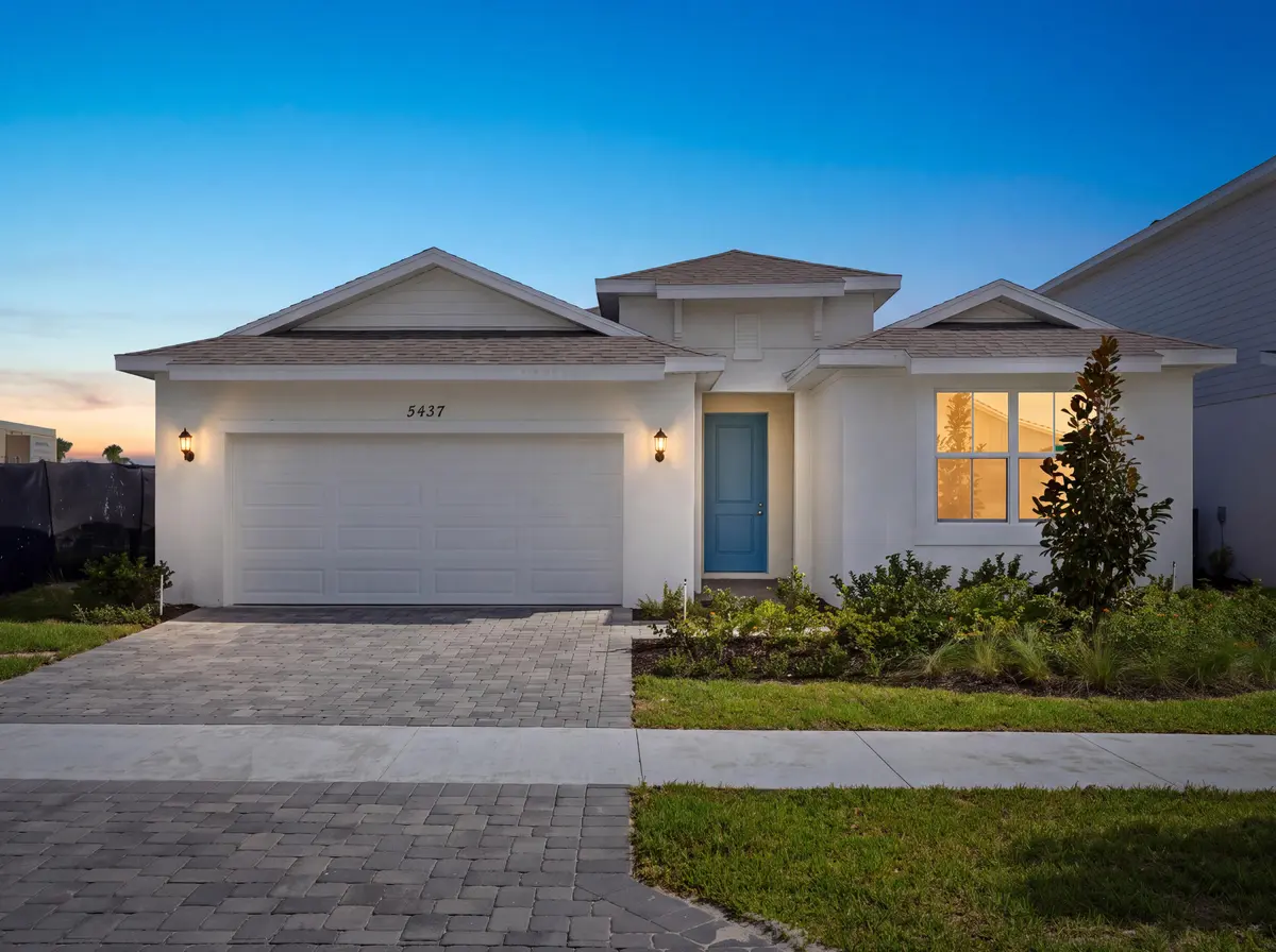 front of home lights at 5437 NW CAMBERLY Court, Port St. Lucie