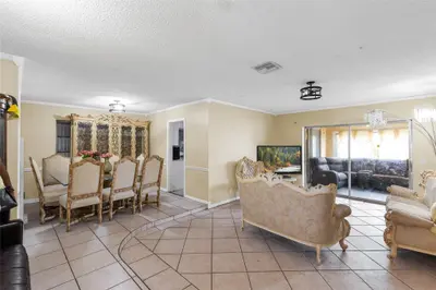 970 SW 67TH Avenue, North Lauderdale – Single Family Residence for sale