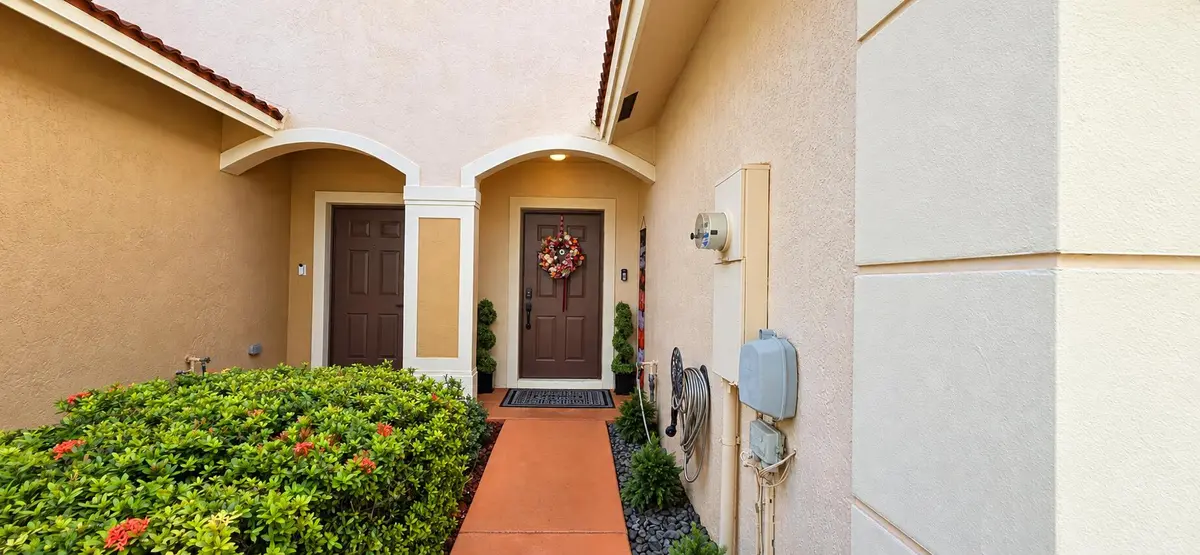 4 - Outside at 8834 S ISLES Circle, Tamarac