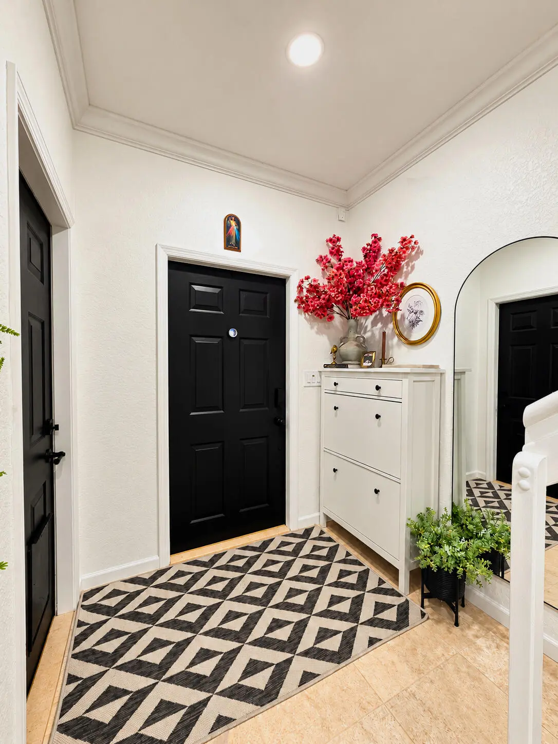 7- Entryway at 8834 S ISLES Circle, Tamarac