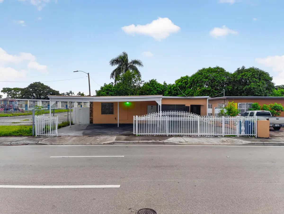 CM MEDIA -2 at 10400 NW 22ND Avenue, Miami