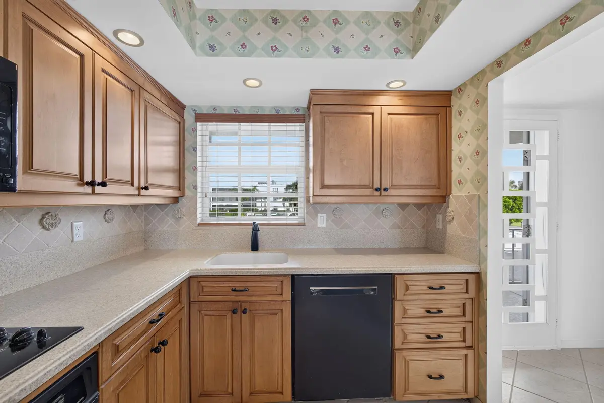 6-web-or-mls-5D1A2122 at 1051 Sugar Sands Boulevard 255, Riviera Beach