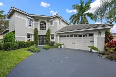 149 HARBOR LAKE Circle, Greenacres – Single Family Residence for sale