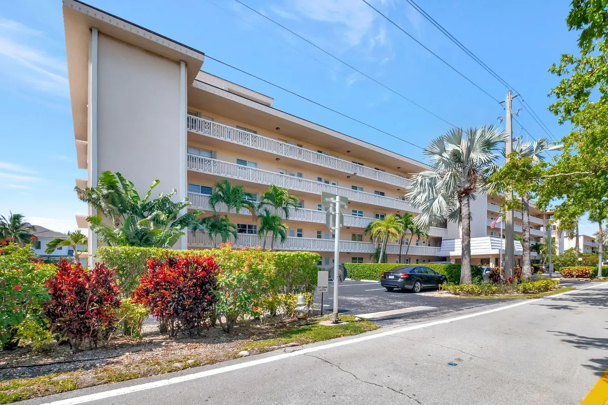 750 NE Spanish River Boulevard 103, Boca Raton, FL – photo 2