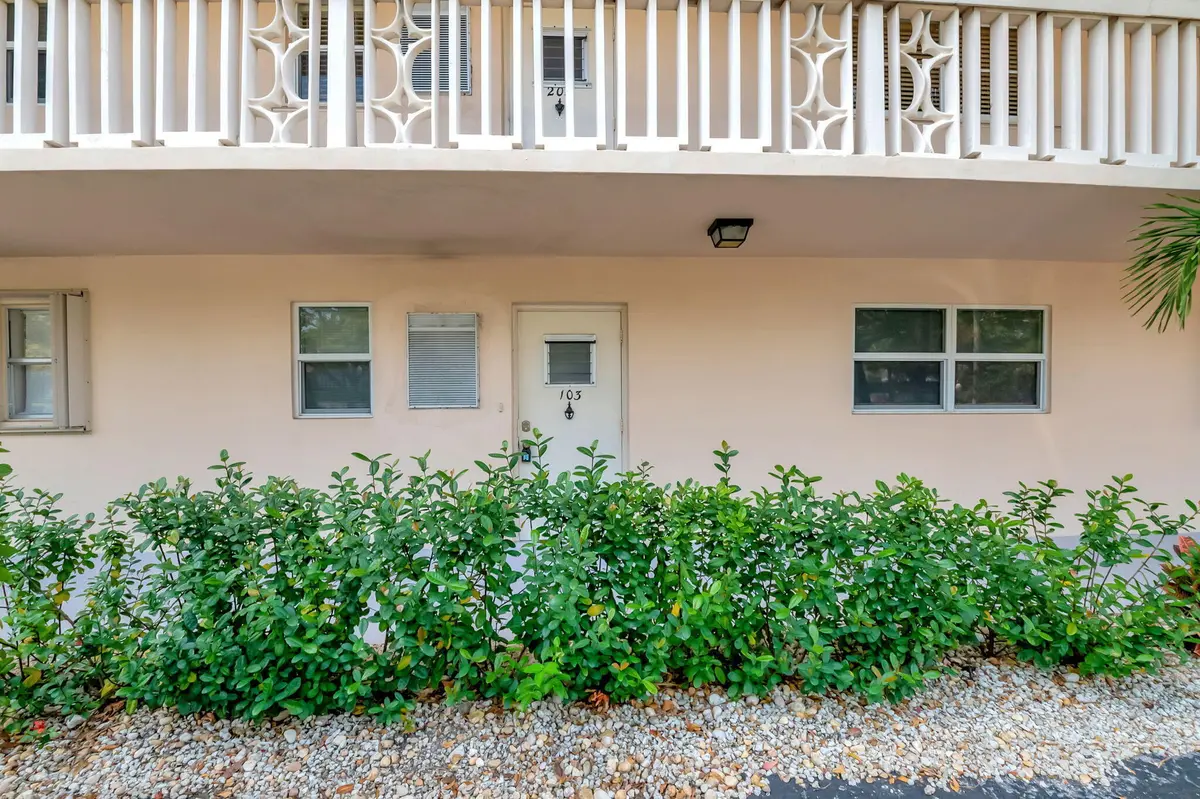 750 NE Spanish River Boulevard 103, Boca Raton, FL – photo 6