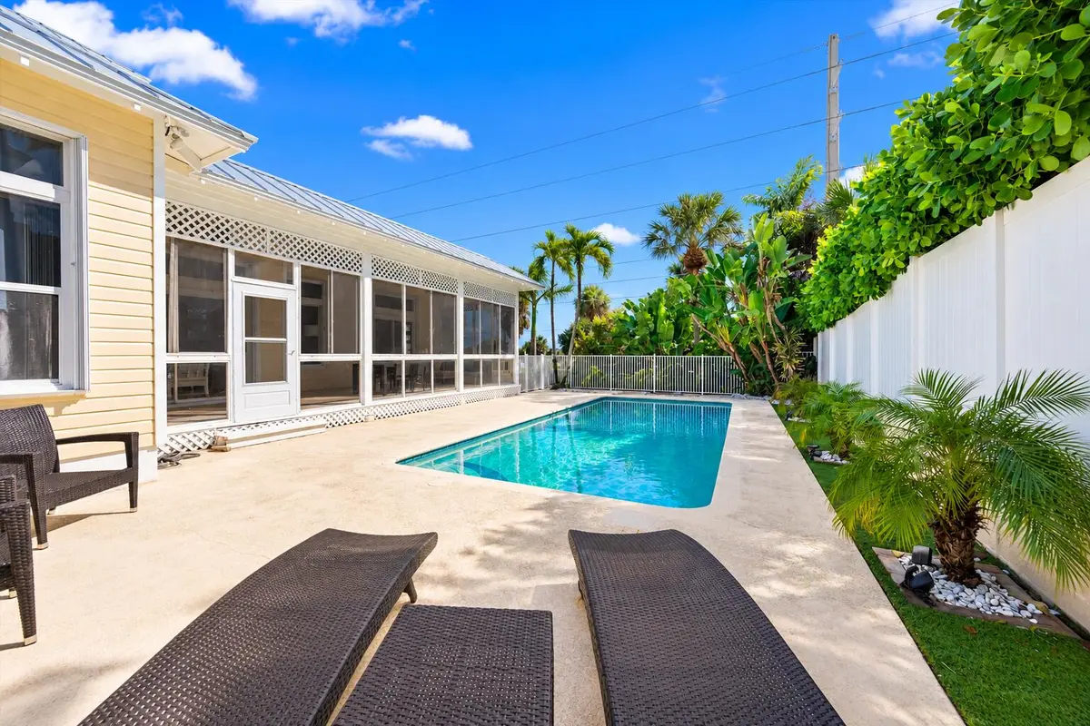400 Seaside (2) at 400 Seaside Lane, Juno Beach