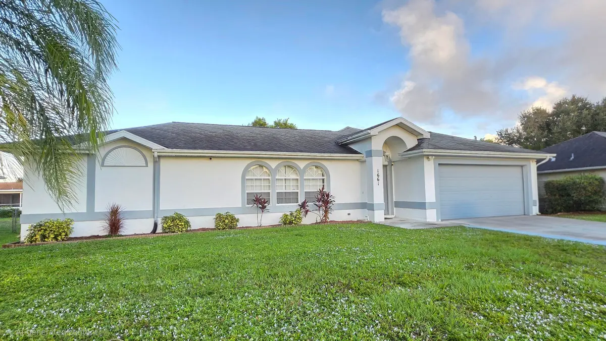 Front at 1661 SW NORMAN Lane, Port St. Lucie