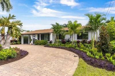 2200 NE 15TH Terrace, Wilton Manors – Single Family Residence for sale