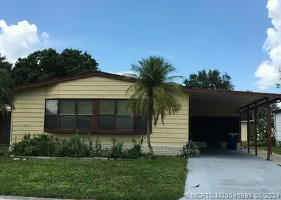 14642 SW Divot Drive D-06, Indiantown – Manufactured Home for sale