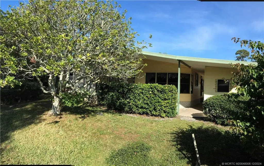 Back area at 16222 SW Five Wood Way, Indiantown