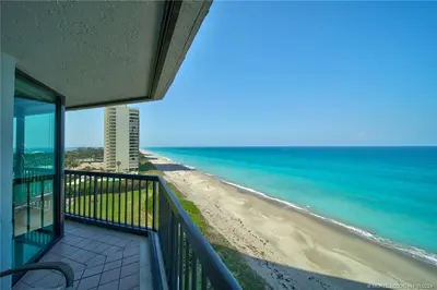 8800 S Ocean Drive 905, Jensen Beach – Condominium for sale