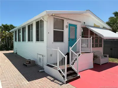 1214 Nettles Boulevard, Jensen Beach – sold