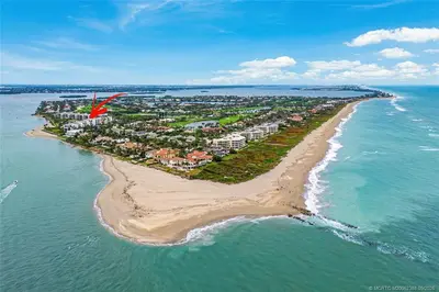 2820 SE Dune Drive 2305, Stuart – sold