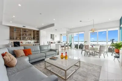 51 SE Seminole Street 305, Stuart – sold
