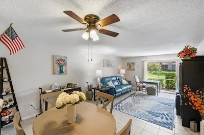 1969 SW Palm City Road C, Stuart – sold