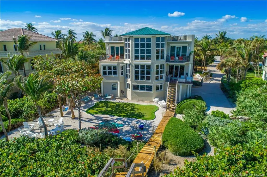 Photo 3 at 4643 NE Ocean Boulevard, Jensen Beach
