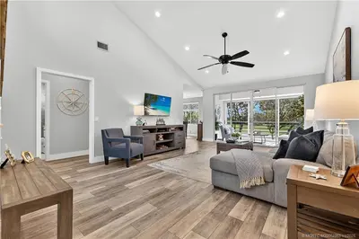 12463 Harbour Ridge Boulevard 2-6, Palm City – sold