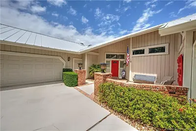 5903 SE Glen Eagle Way, Stuart – sold