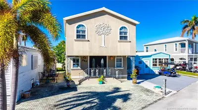 980 Nettles Boulevard, Jensen Beach – Single Family Residence for sale