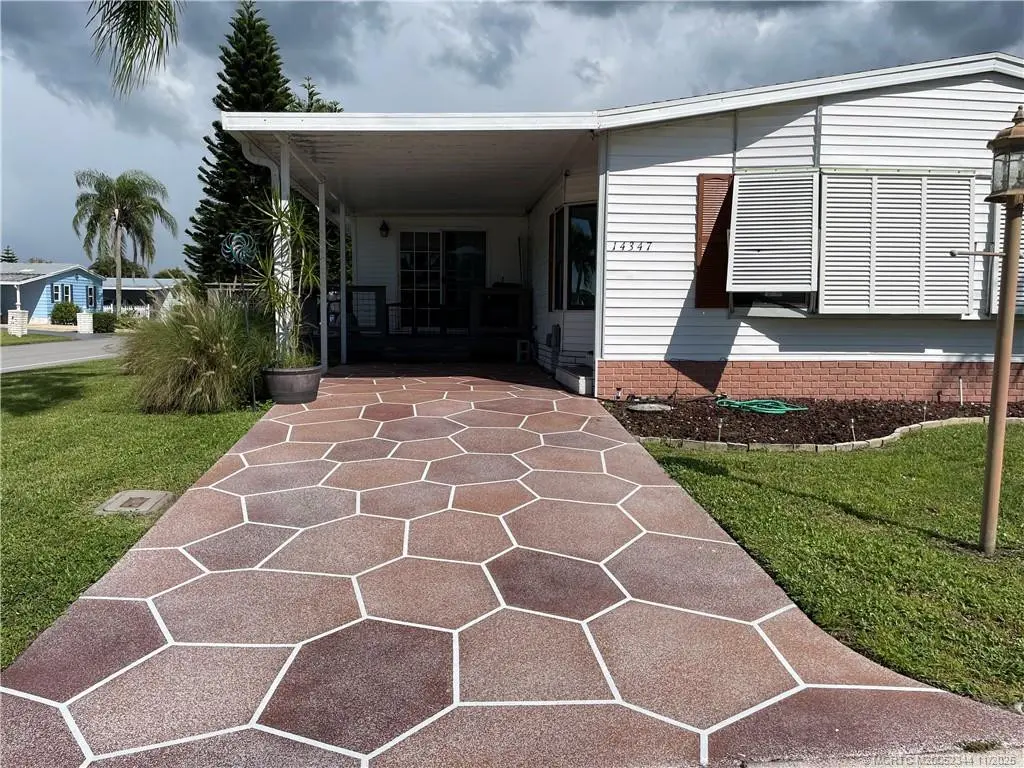 Photo 5 at 14347 SW Golf Club Drive, Indiantown